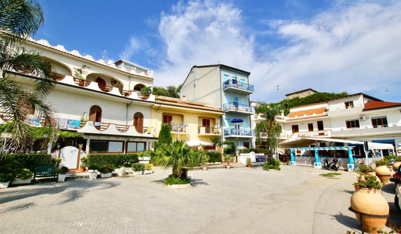 Le Case Del Borgo - Perla Capo dʼOrlando Dış mekan fotoğraf